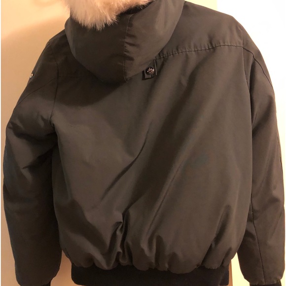 MOOSE KNUCKLES BOMBER JACKET - Picture 5 of 7
